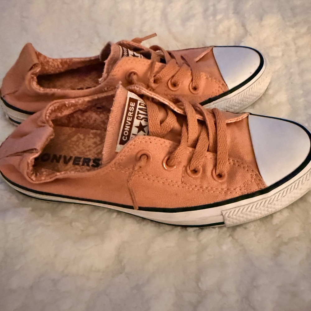 Converse pink Low Top Sneakers with White Toe Caps - Picture 4 of 7